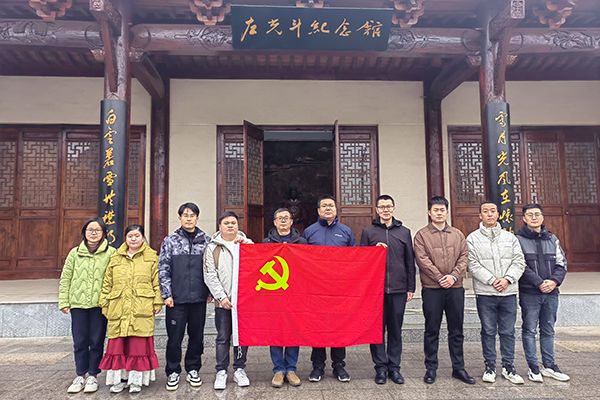 图片2-600400 图片2-600400